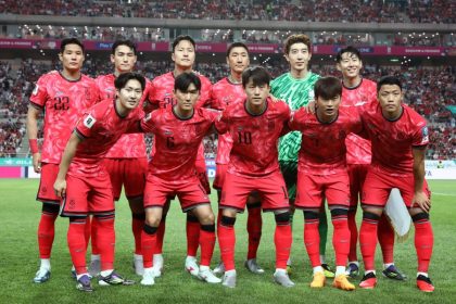 South Korea vs Paraguay - Official lineups: Lee on the bench  