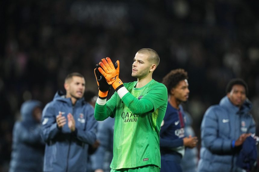 Happy birthday Lucas Chevalier! Happy birthday Lucas Chevalier!