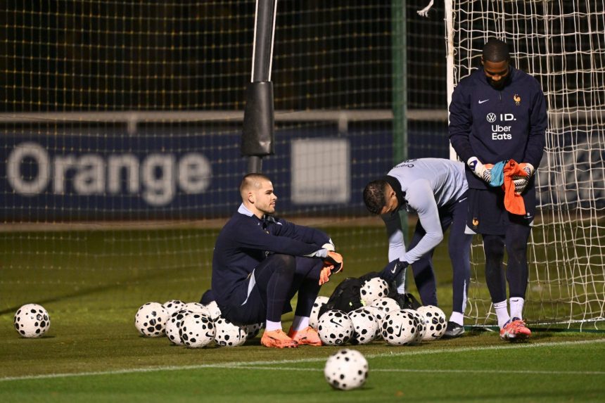 Chevalier will be playing far from PSG, we have Deschamps to thank for that. Chevalier will be playing far from PSG, we have Deschamps to thank for that.