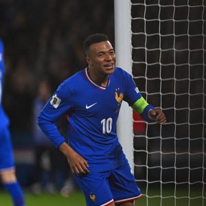 Video highlights: France v Ukraine (4-0), Mbappé scores twice and secures World Cup qualification!  