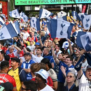 PSG vs Tottenham - Many English fans expected at the Parc des Princes  