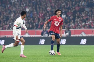 Transfer – Bouaddi is causing a stir in Premier League, the price is set after his contract extension  