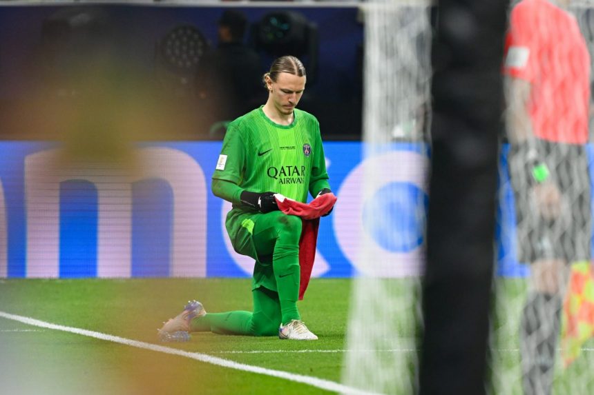 PSG vs Flamengo – The magic towel that helped Safonov PSG vs Flamengo – The magic towel that helped Safonov