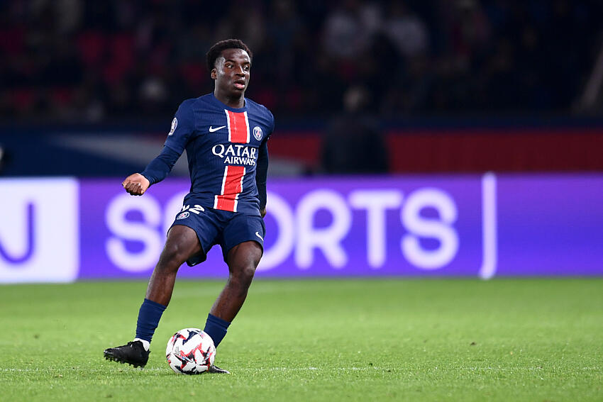 Transfer – A right-back arrives at PSG!  