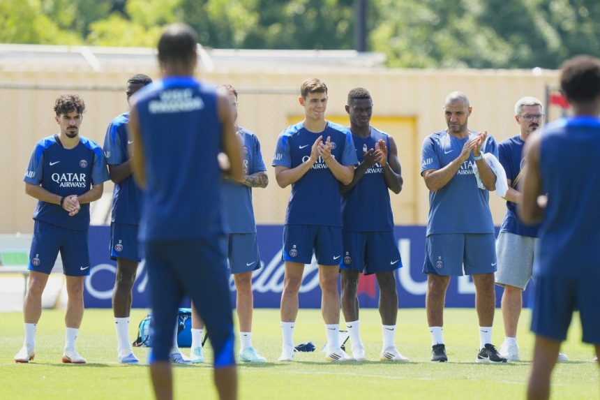 Transfer – Ajax Amsterdam is looking for a midfielder and has its eye on PSG  