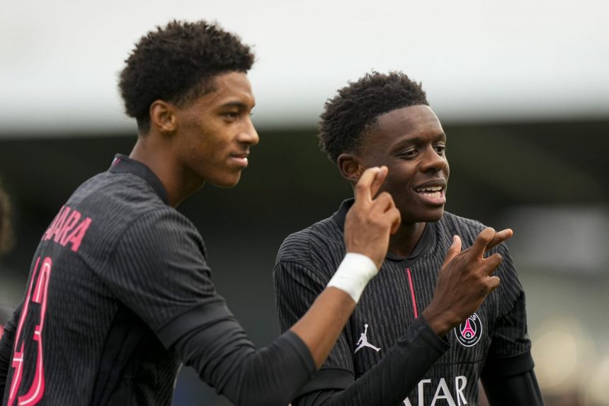 Official - PSG announces a permanent transfer to OL! Official - PSG announces a permanent transfer to OL!