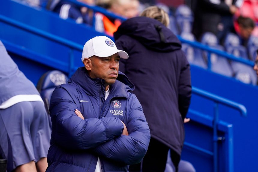 PSG vs OL Lyonnes - Paulo César's strong words after the defeat PSG vs OL Lyonnes - Paulo César's strong words after the defeat