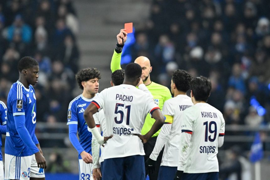 Official - Hakimi suspended, the sanction has been handed down  