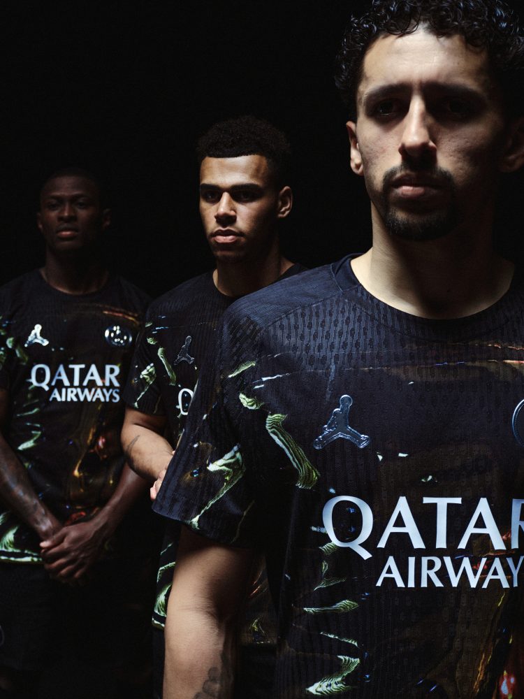 Official - PSG unveils its 5th kit for 2025-2026  