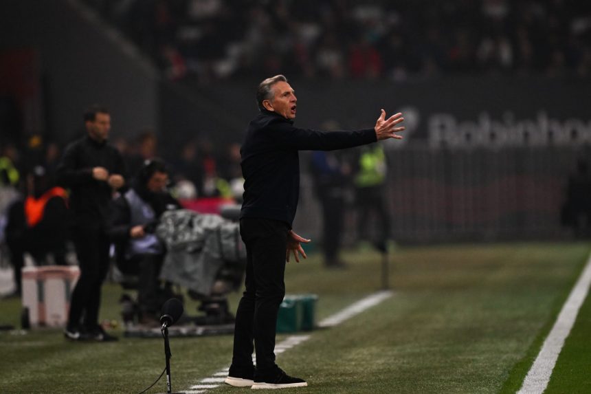 Nice vs PSG - Claude Puel slams the refereeing: "It's completely crazy" Nice vs PSG - Claude Puel slams the refereeing: "It's completely crazy"