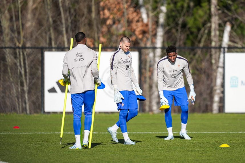 PSG - Lucas Chevalier can count on strong support within the French national team PSG - Lucas Chevalier can count on strong support within the French national team