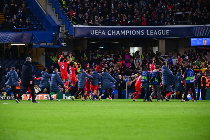 Paris dominated Chelsea, but Lizarazu's warning still stands Paris dominated Chelsea, but Lizarazu's warning still stands