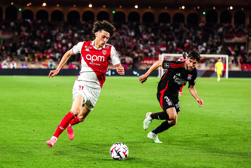 Transfer news – Akliouche and PSG are pushing for the transfer!  