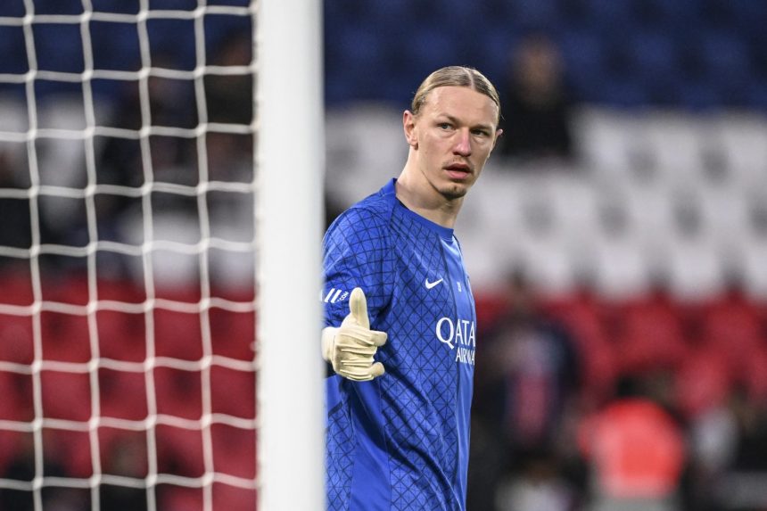 Transfer news - PSG has a clear vision for Safonov's future  