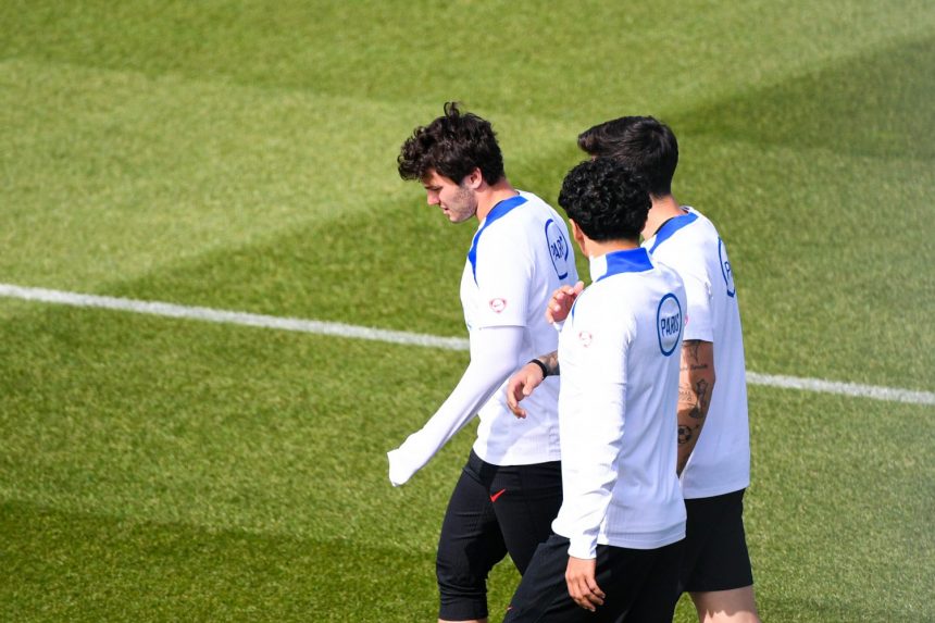 Bayern vs PSG - Follow PSG's training session this Tuesday  