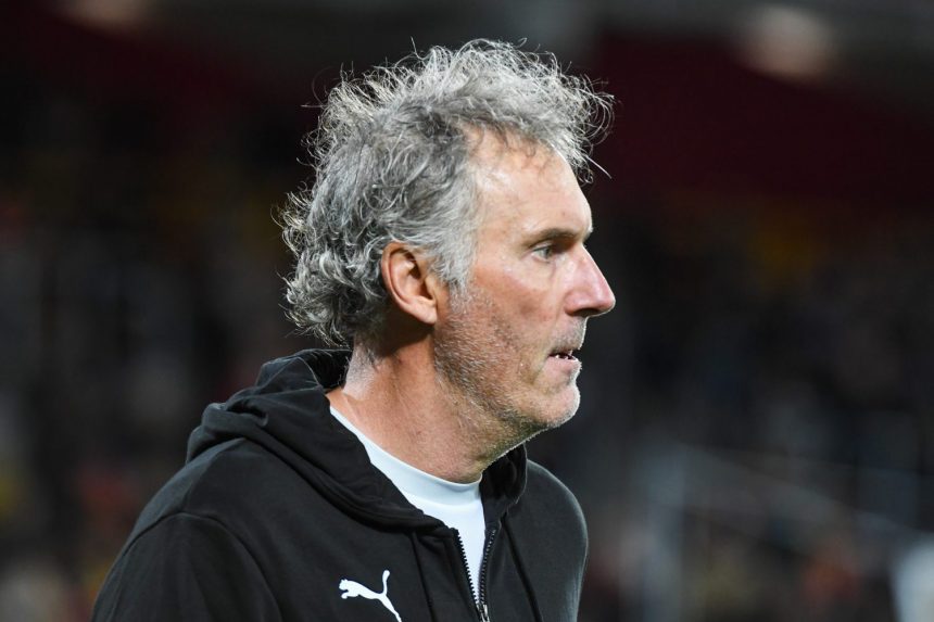 Bayern vs PSG - Laurent Blanc warns, the return leg could be different  