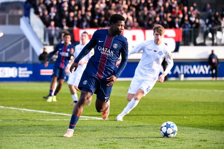 Transfer news - A signing announced at PSG!  