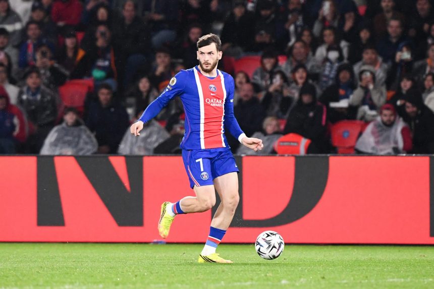 Lens vs PSG - The Parisian lineup according to the press: Kvaratskhelia starts, Beraldo as a defender  