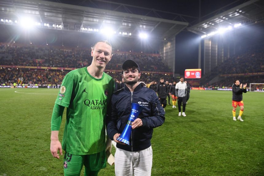 Lens vs PSG – Safonov speaks with ambition and humility  