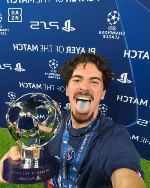 PSG vs Arsenal - The best player is chosen! PSG vs Arsenal - The best player is chosen!