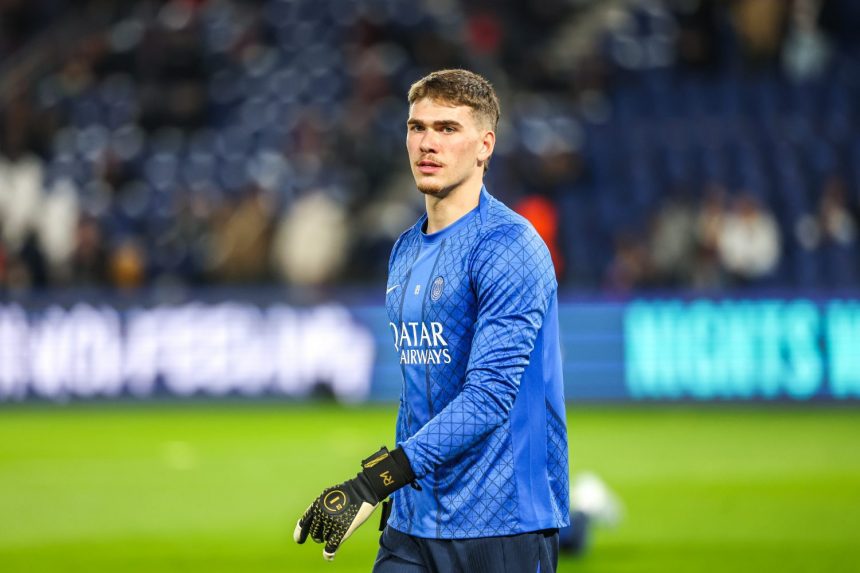 Official – This PSG goalkeeper signs in Portugal! Official – This PSG goalkeeper signs in Portugal!