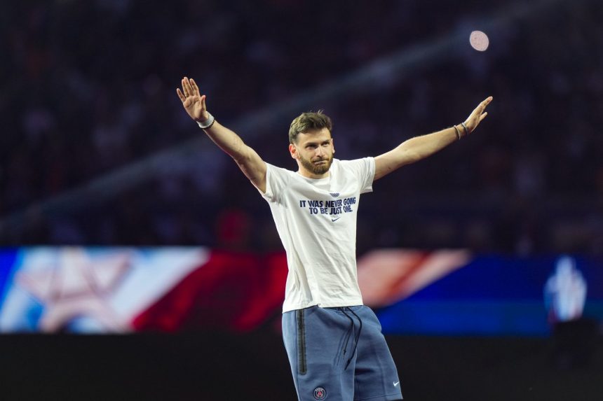 PSG vs Arsenal - Kvaratskhelia particularly proud of his team PSG vs Arsenal - Kvaratskhelia particularly proud of his team