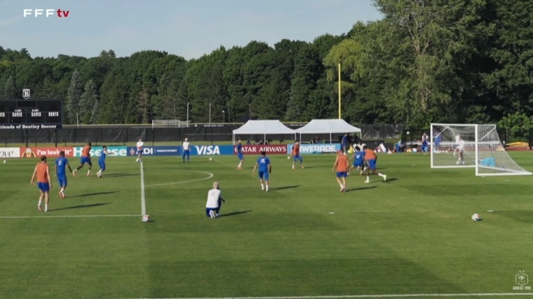 World Cup with Les Bleus: Deschamps returns and a practice match,  