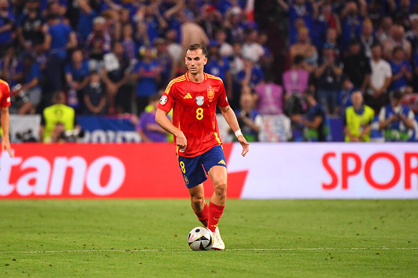 Spain 2-1 Belgium video highlights: Ruiz’s La Roja edge out Red Devils to reach semi-finals  