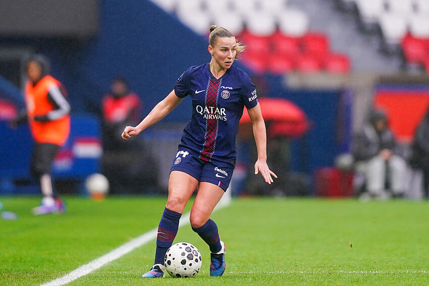 Transfer news – Groenen and PSG in talks over a contract extension! Transfer news – Groenen and PSG in talks over a contract extension!