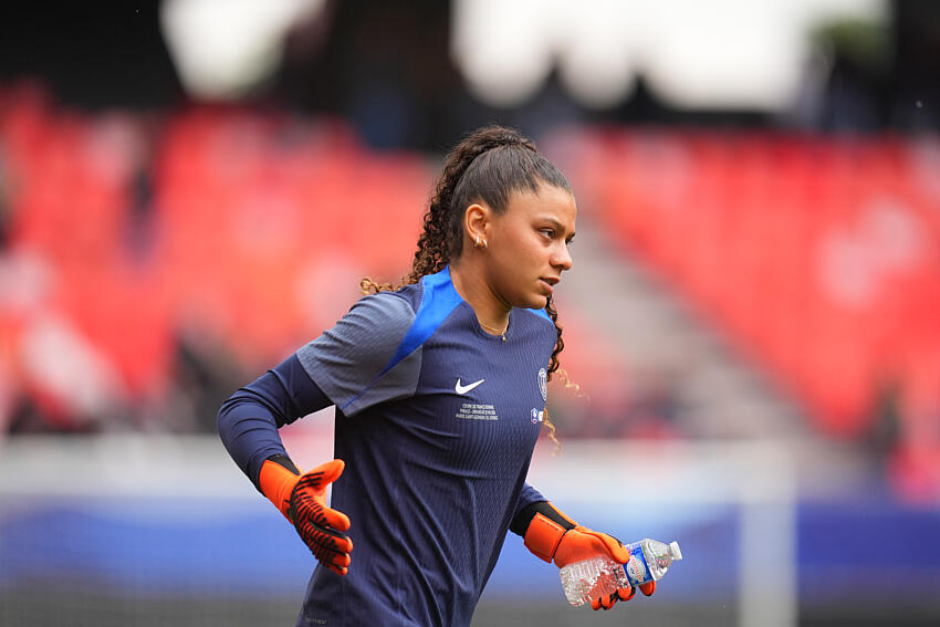 PSG – Toussaint doesn't mince words after her contract extension. PSG – Toussaint doesn't mince words after her contract extension.