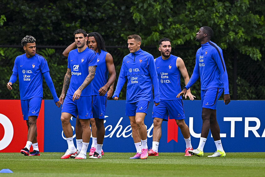 Transfer news – Digne closing in on PSG; a deal worth less than €10 million? Transfer news – Digne closing in on PSG; a deal worth less than €10 million?