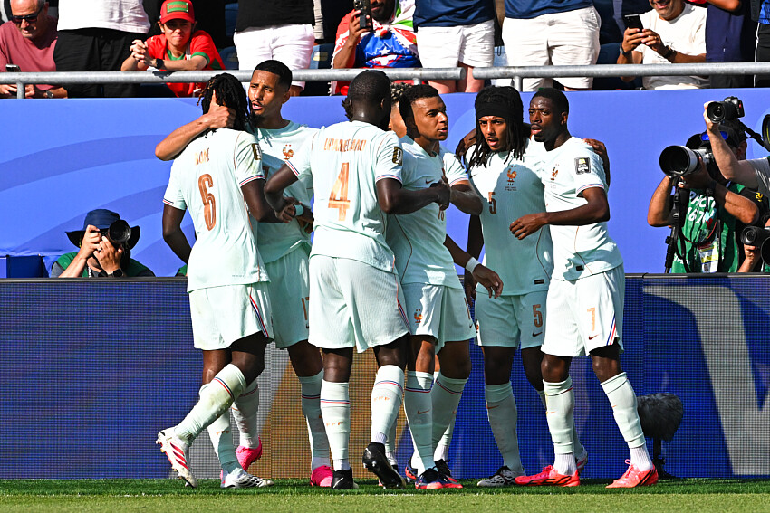 France vs Spain - Two major doubts regarding the lineup selected by Deschamps. France vs Spain - Two major doubts regarding the lineup selected by Deschamps.