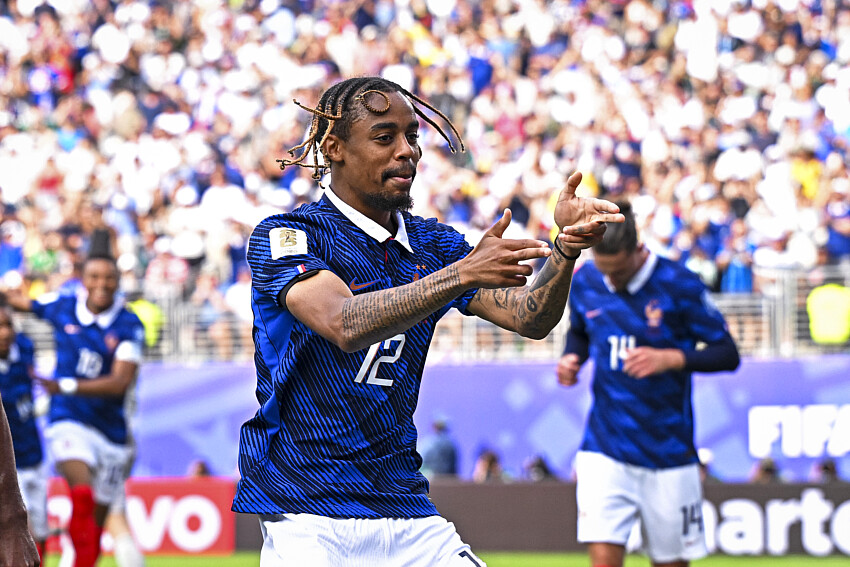 Transfer news – Barcola refuses to extend PSG contract; Liverpool as favorite to sign him. Transfer news – Barcola refuses to extend PSG contract; Liverpool as favorite to sign him.