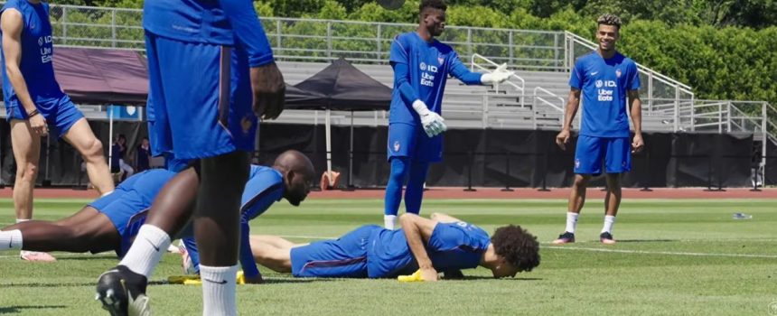 An inside look at the French national team – Video of Les Bleus' training and travel An inside look at the French national team – Video of Les Bleus' training and travel