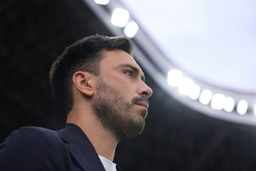"Incredible moments": Davide Ancelotti opens up about his time at PSG. "Incredible moments": Davide Ancelotti opens up about his time at PSG.