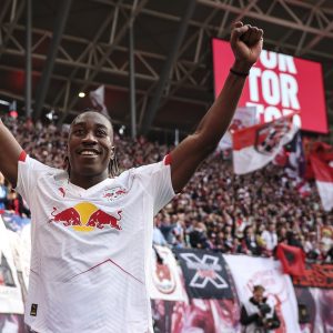 Transfer News – PSG deal in "final stages" Transfer News – PSG deal in "final stages"