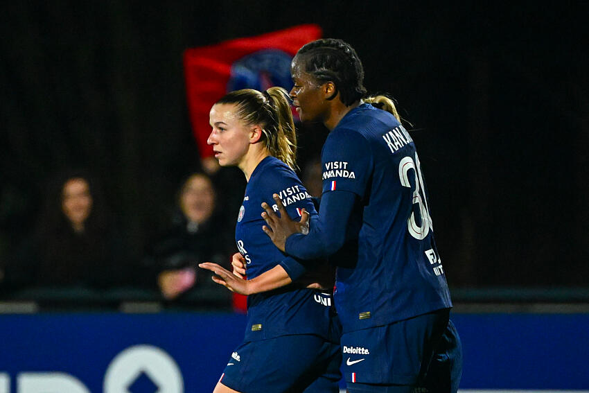 Official – Groenen extends to PSG!  