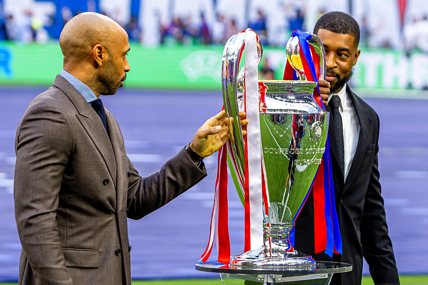 PSG "annoys everyone" – Thierry Henry doesn't mince words.  