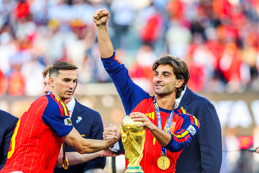 Transfer news – Between PSG and Barça, Ferran Torres' choice is getting clearer  