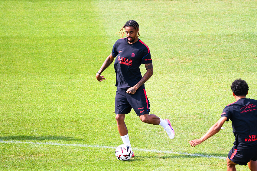 Transfer news – Barcola to Liverpool is "imminent"!  