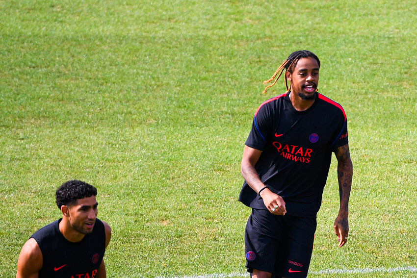 Transfer news – Liverpool raises its offer for Barcola  
