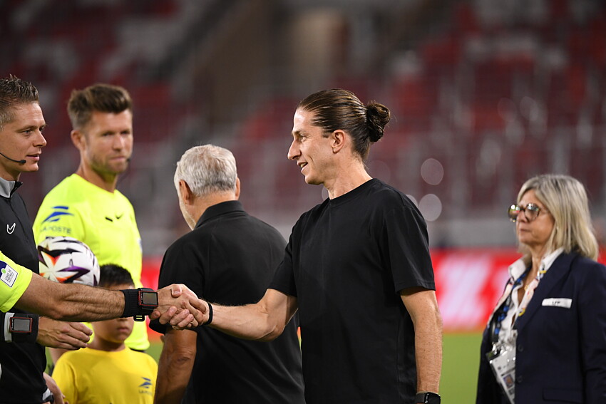 PSG vs. Monaco – Filipe Luis kicks off the big clash with a glowing tribute.  