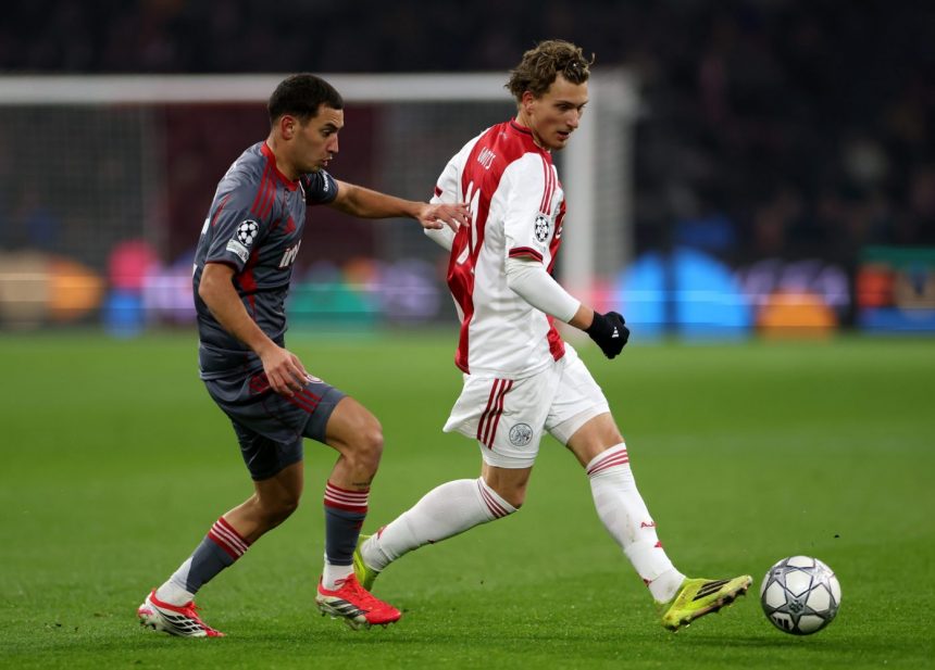Transfer news – PSG prepares to make a big splash with 3 signings. Transfer news – PSG prepares to make a big splash with 3 signings.