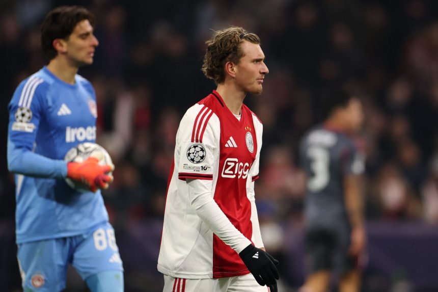 Transfer News - Mika Godts Close to Joining PSG; Reported Price Tag  