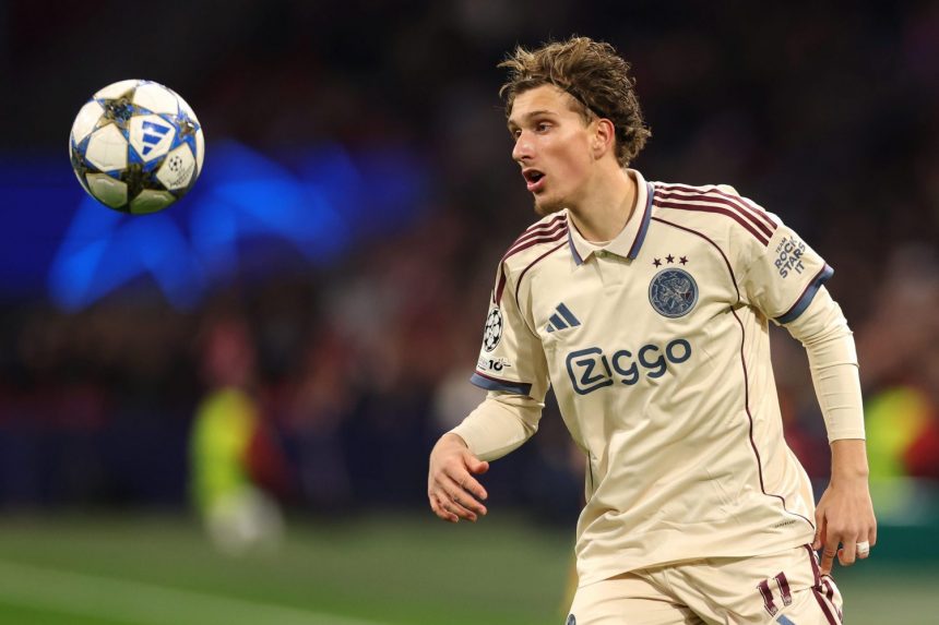 Transfer news – Deal done: Godts joins PSG. Transfer news – Deal done: Godts joins PSG.
