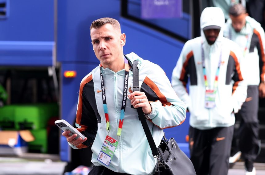 Official – Digne's squad number at PSG revealed! Official – Digne's squad number at PSG revealed!