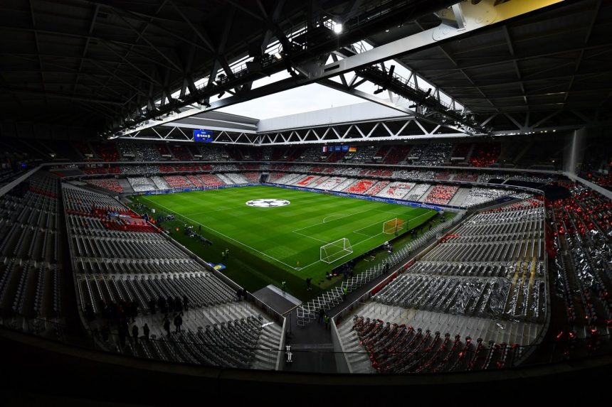 Lille vs. PSG – Large numbers of Paris fans expected at Stade Pierre-Mauroy. Lille vs. PSG – Large numbers of Paris fans expected at Stade Pierre-Mauroy.