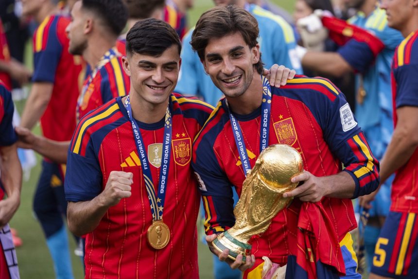 Transfer news – Ferran Torres to PSG is imminent! Transfer news – Ferran Torres to PSG is imminent!