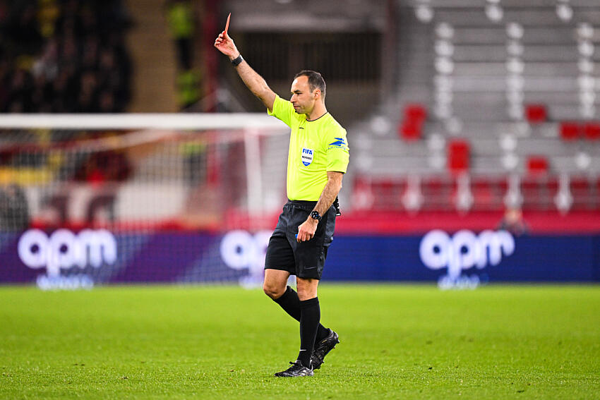 PSG vs. Monaco – Match referee appointed; watch out for red cards.  