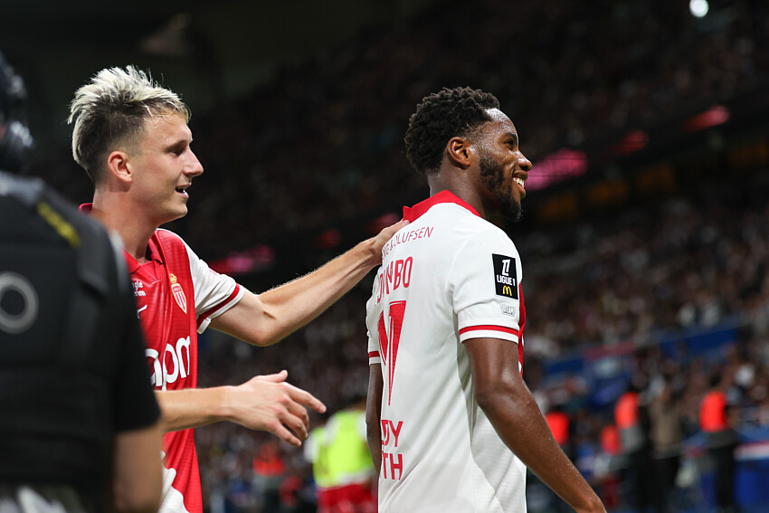 PSG vs. Monaco (1–2) video highlights: Monaco spoils the Parisian party.  